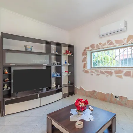 בית נופש In Paradiso ארנלה