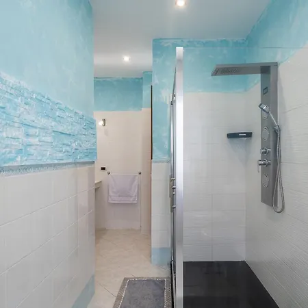 Casa de Férias Con Jacuzzi E Area Fitness Arenella (Syracuse)
