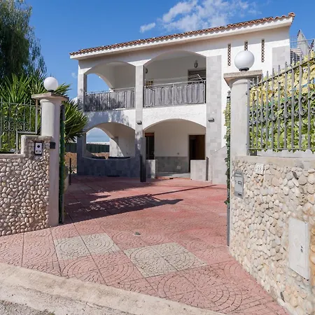 Casa de Férias Con Jacuzzi E Area Fitness *